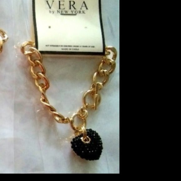 Ladies Nice Holiday Birthday Gold Chain Link Heart Rhinestone Bracelets - Picture 2 of 5